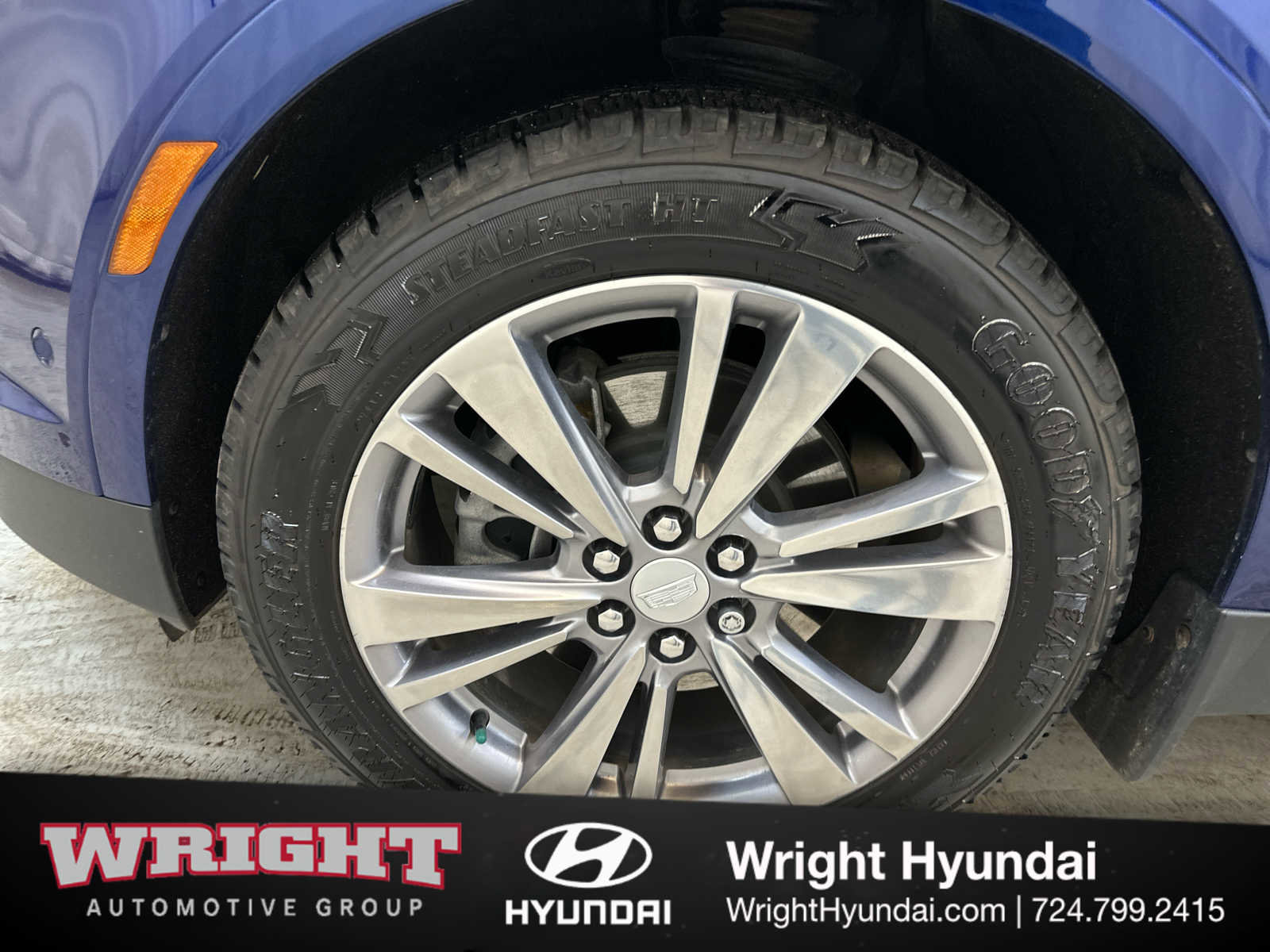 Used 2024 Cadillac XT5 Premium Luxury w/ Technology Package image 8