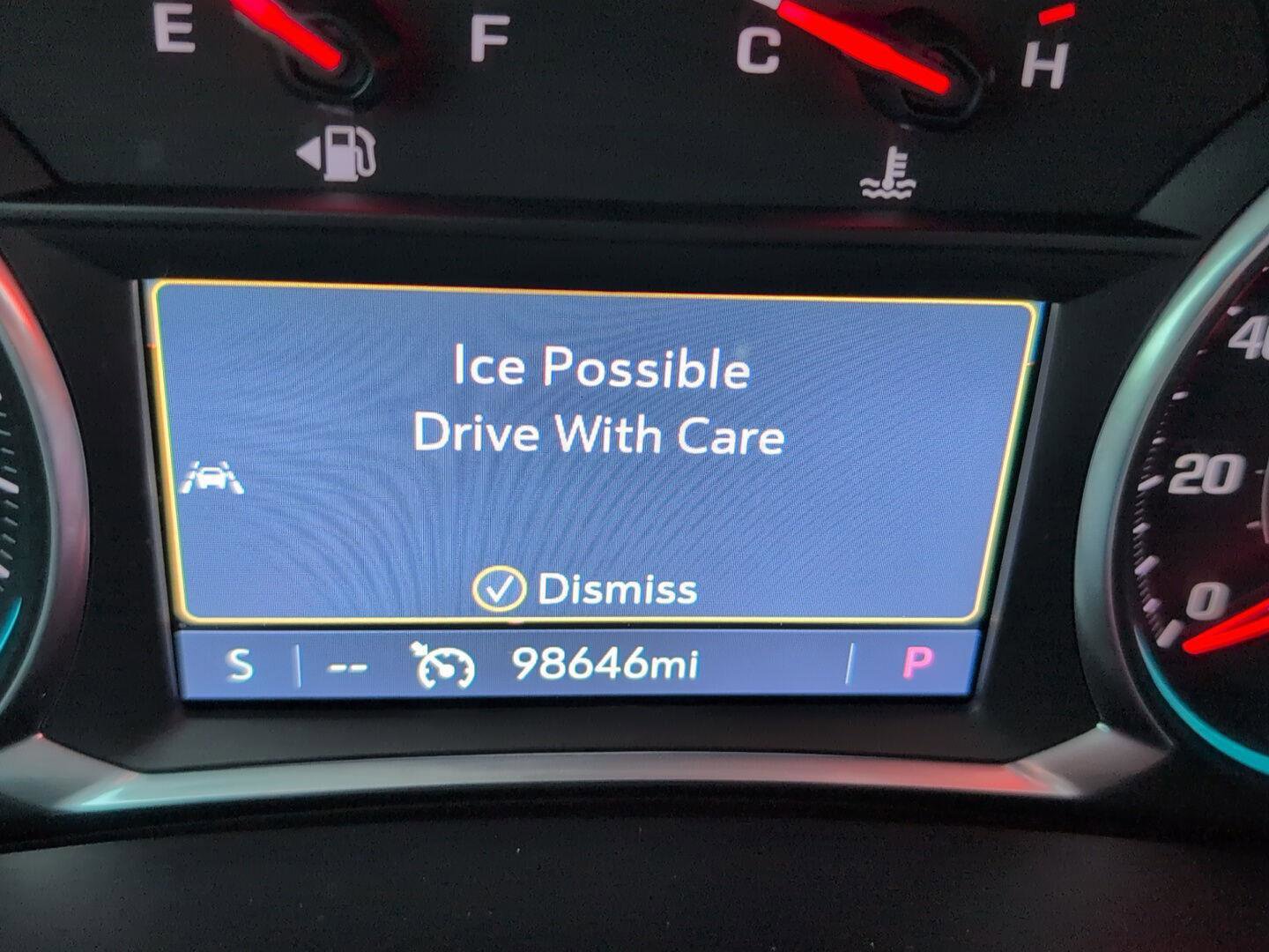 Used 2020 Chevrolet Equinox LT image 25