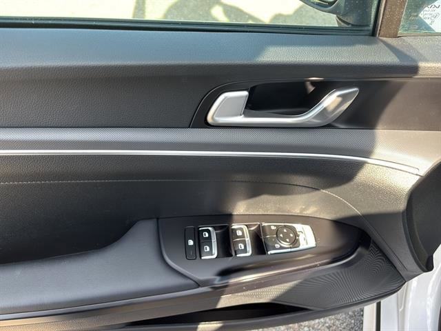 Used 2024 Kia K5 GT-Line w/ GT-Line Premium Package image 13