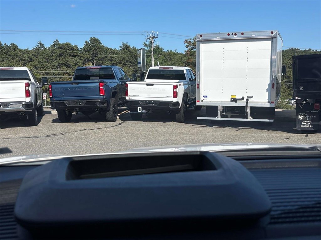 New 2025 Chevrolet Equinox EV RS image 15