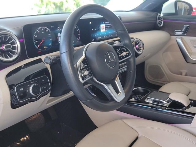 Used 2020 Mercedes-Benz CLA 250 image 8