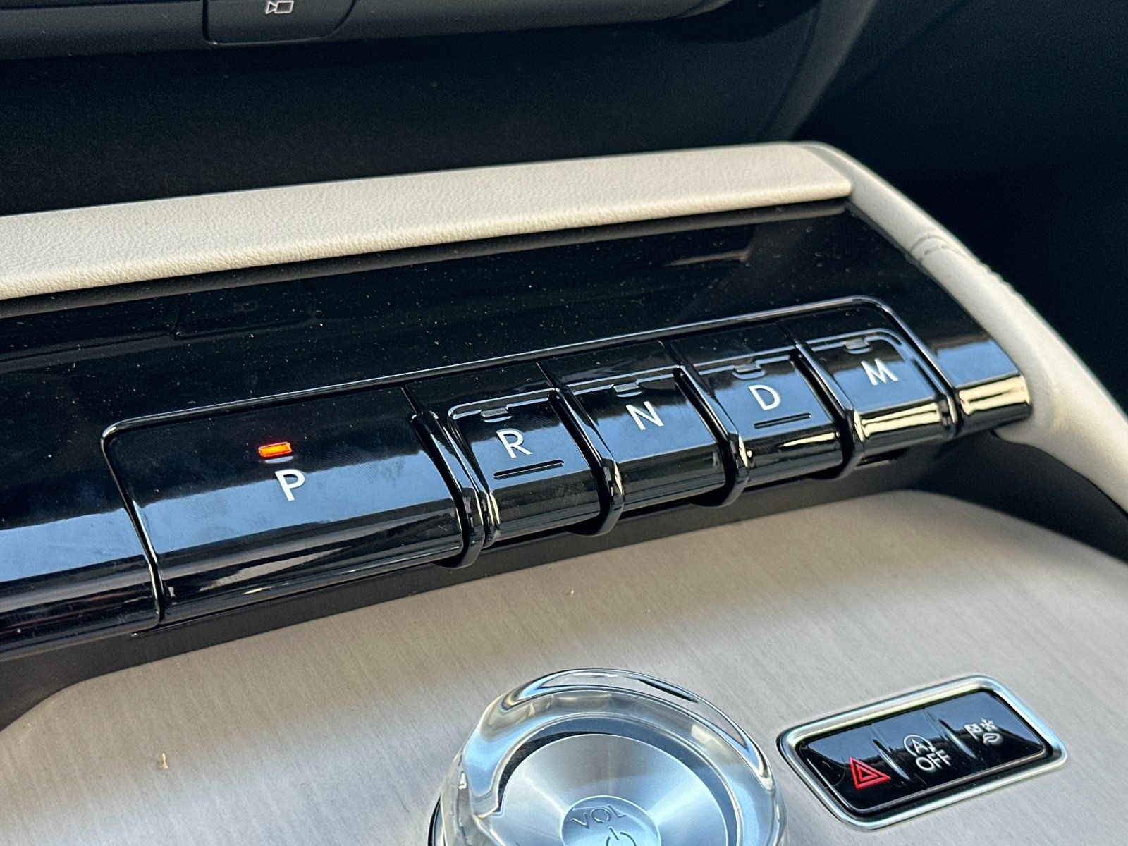 New 2026 Lincoln Navigator L Reserve AWD/4WD image 22