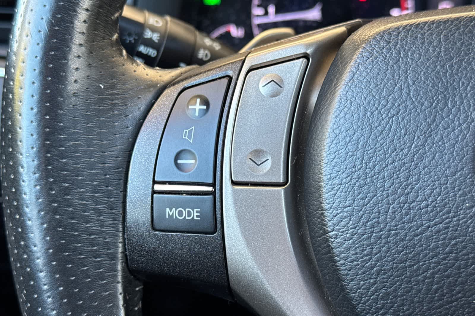 Used 2013 Lexus RX 350 F Sport w/ Navigation Pkg AWD/4WD image 26