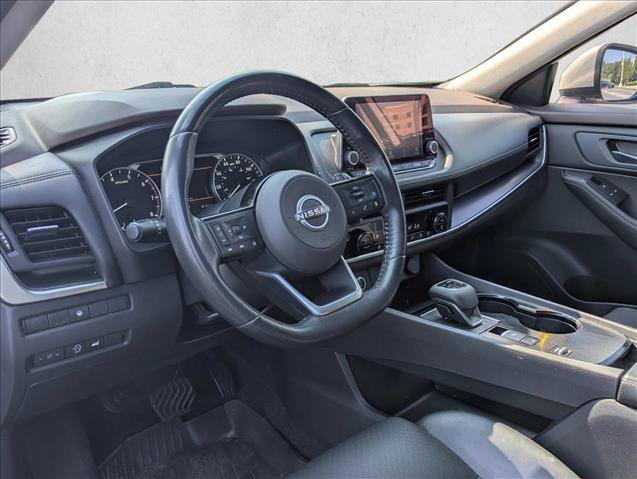 Used 2023 Nissan Rogue SV w/ SV Premium B Package FWD image 9