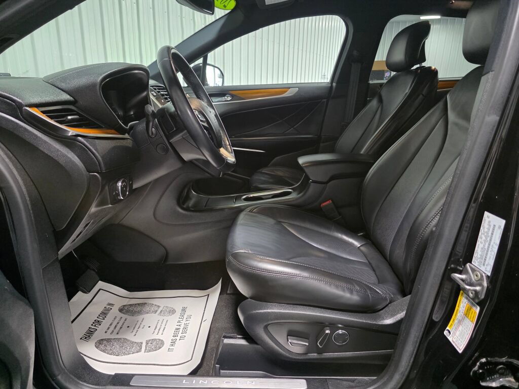 Used 2019 Lincoln MKC Select AWD/4WD image 9