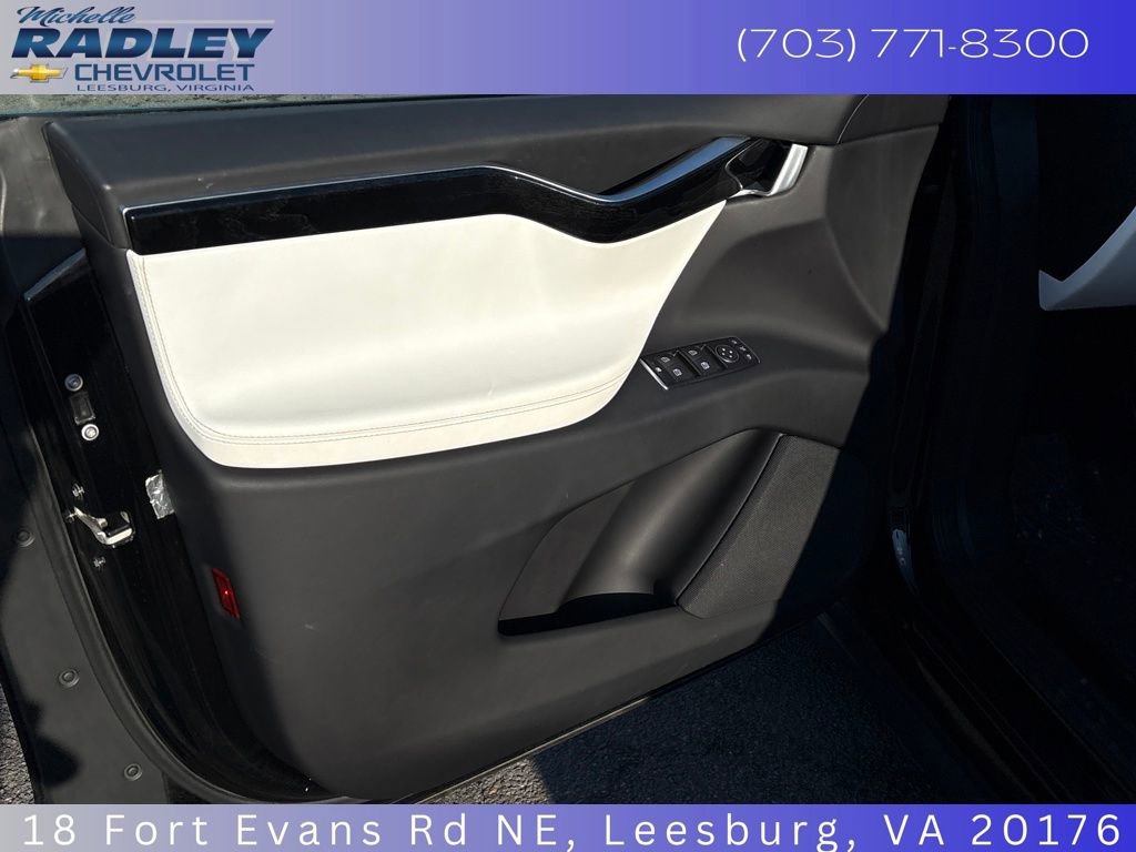 Used 2016 Tesla Model X 75D image 12