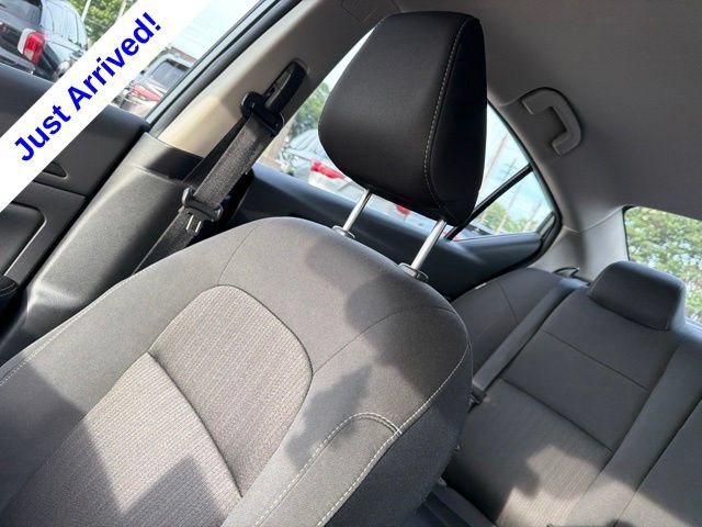 Used 2025 Nissan Altima 2.5 SV FWD image 15