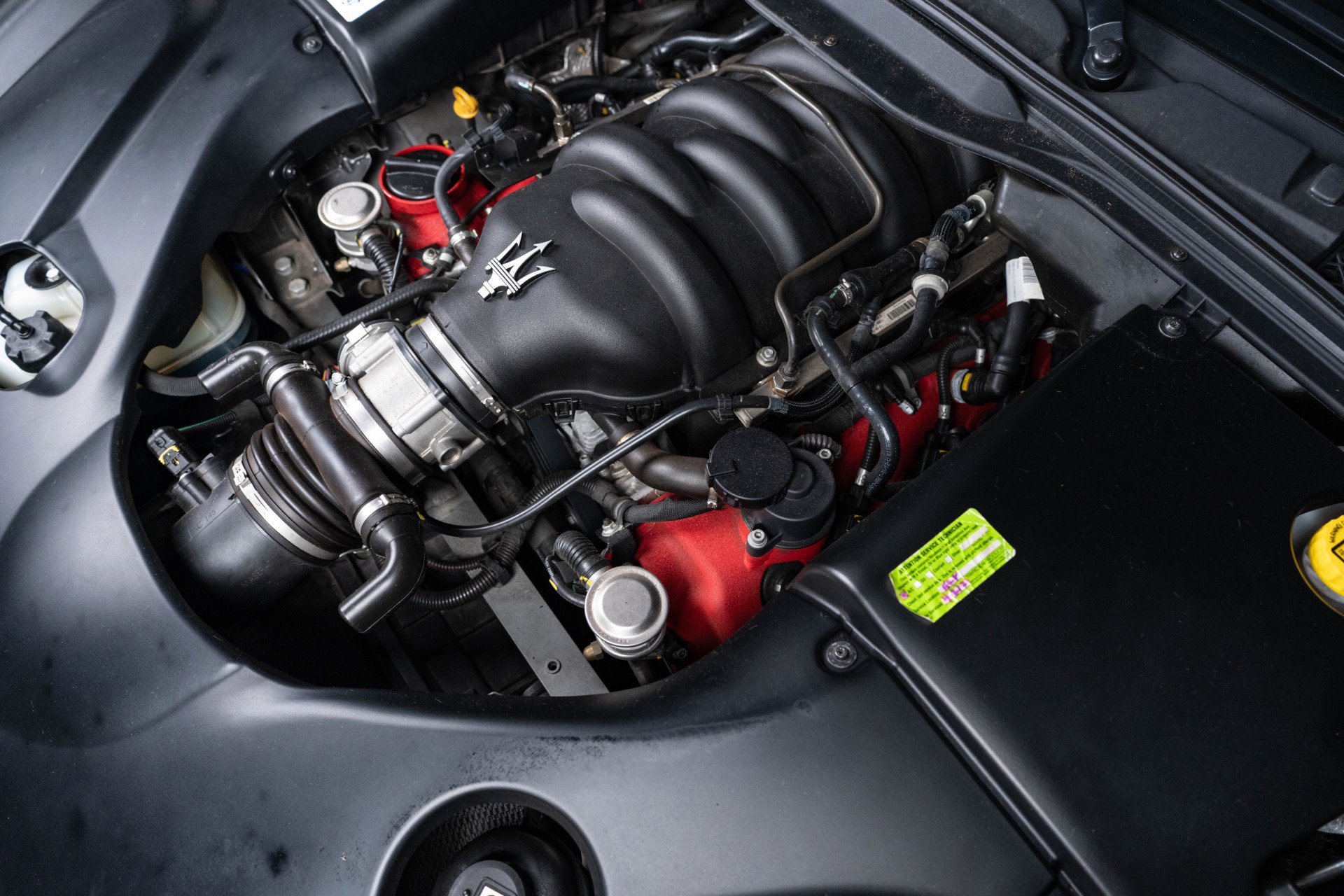 Used 2012 Maserati GranTurismo S image 31