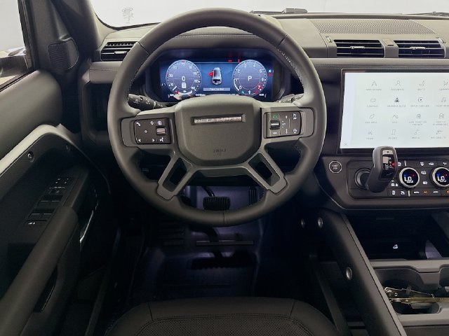 New 2026 Land Rover Defender 130 X-Dynamic SE AWD/4WD image 25