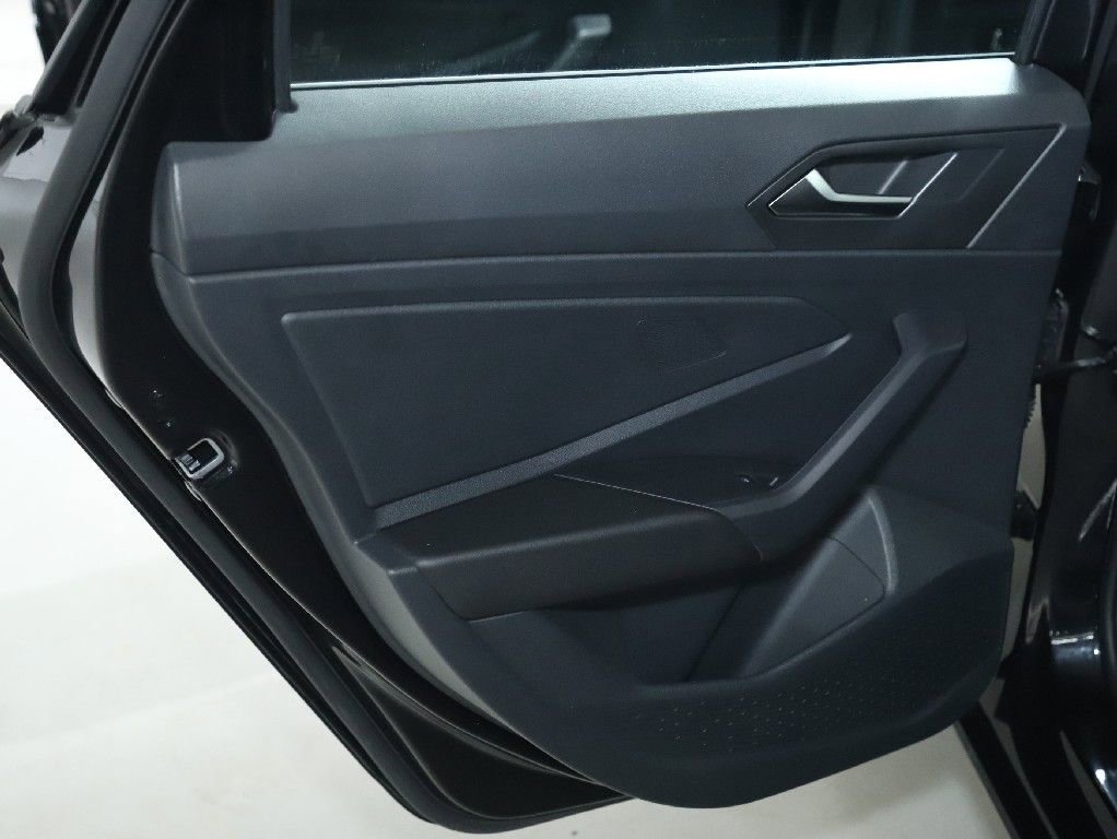 Used 2025 Volkswagen Jetta S image 13