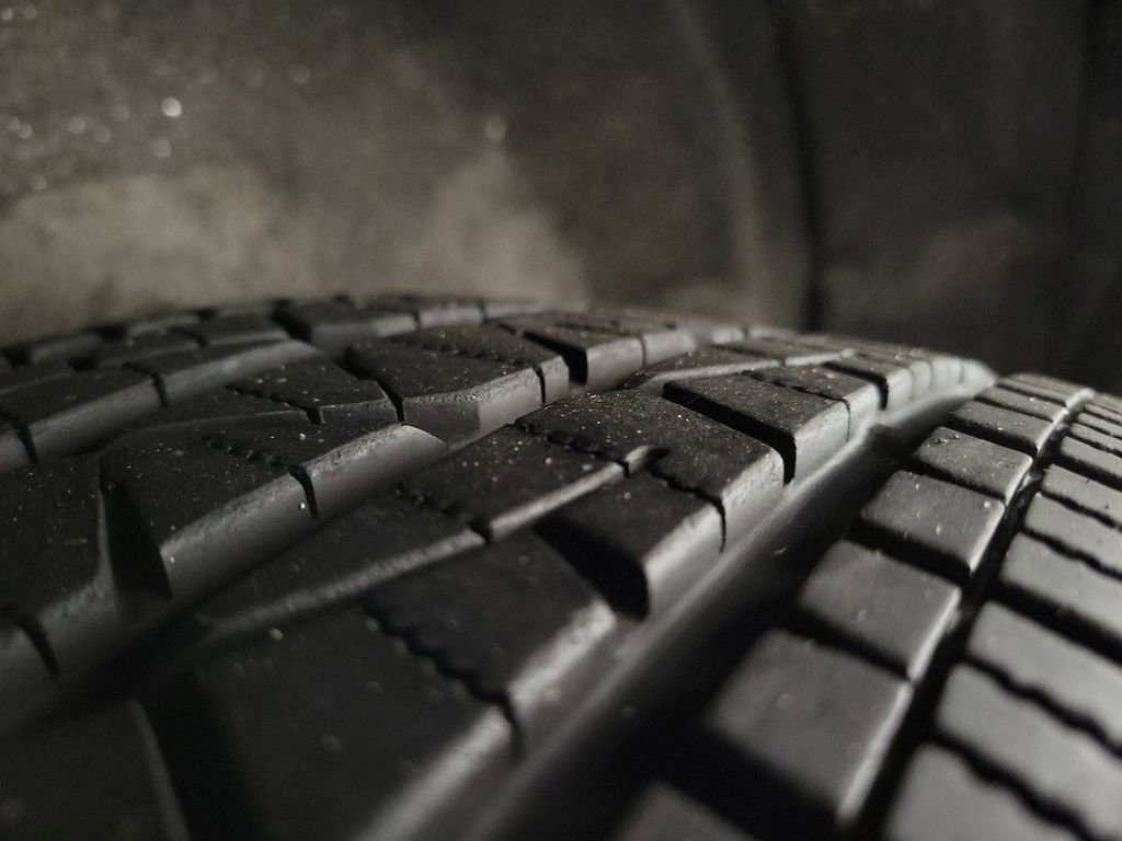 Used 2023 Subaru Ascent Limited w/ Popular Package #2A image 11