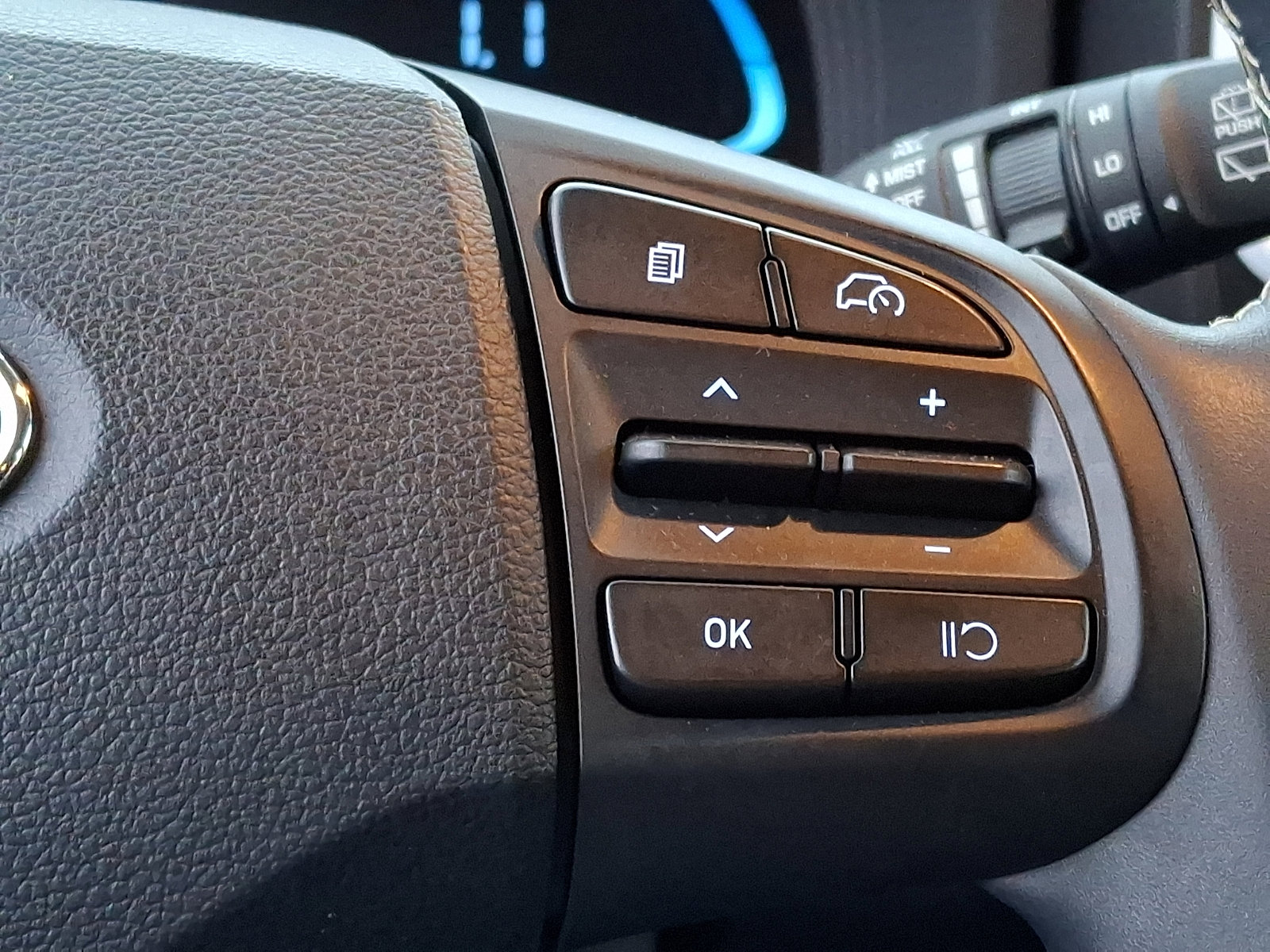 Certified 2023 Hyundai Venue Limited image 21