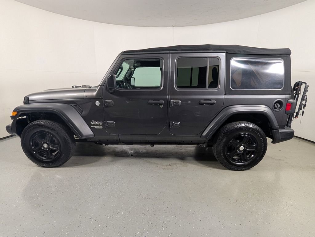 Used 2018 Jeep Wrangler Unlimited Sport S image 4