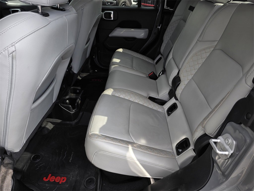 Certified 2023 Jeep Gladiator Overland image 16