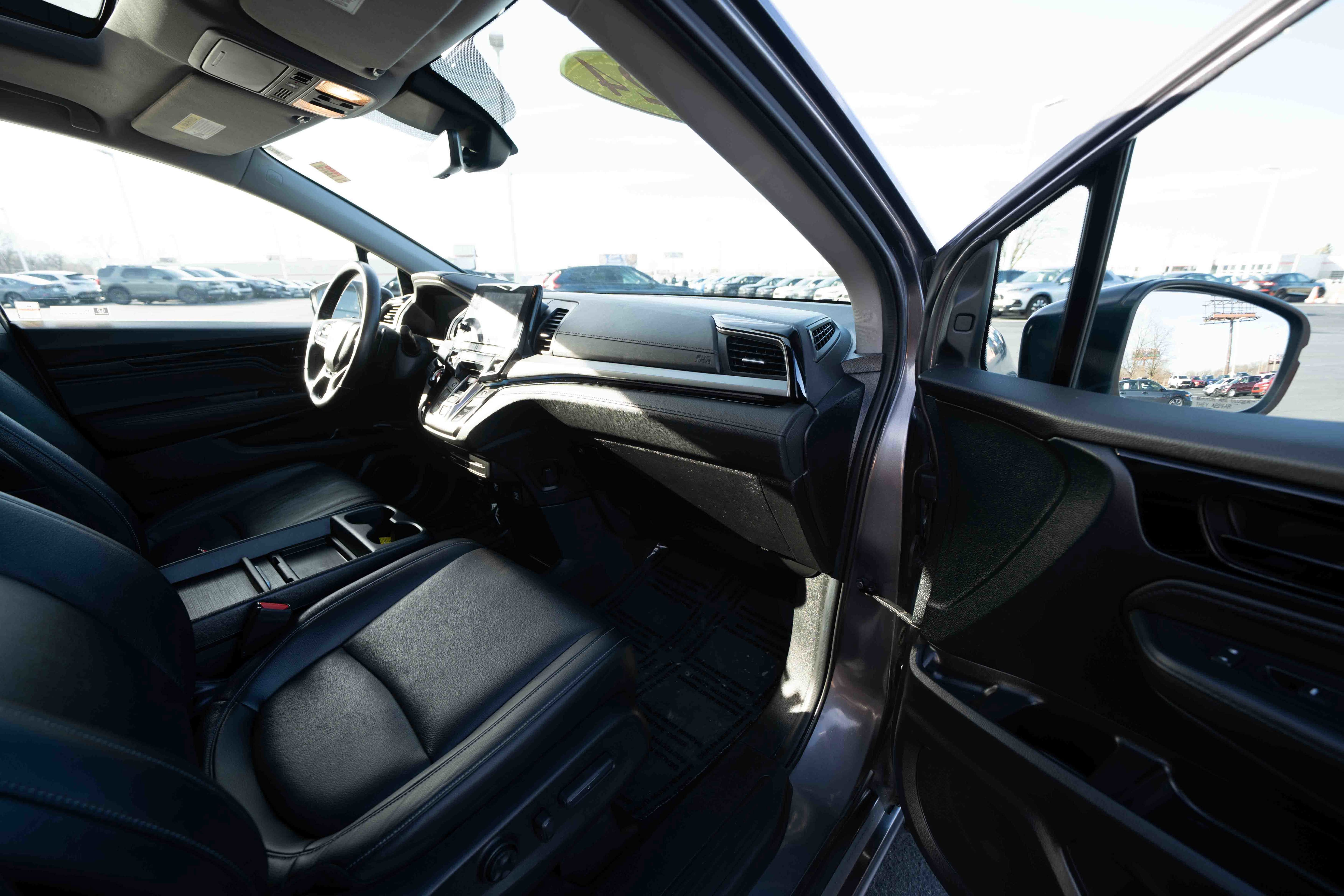 Certified 2024 Honda Odyssey Touring image 27