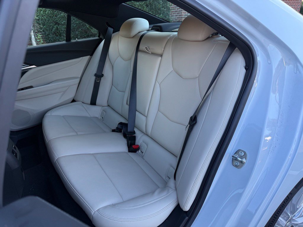 Used 2026 Cadillac CT4 Premium Luxury RWD image 8