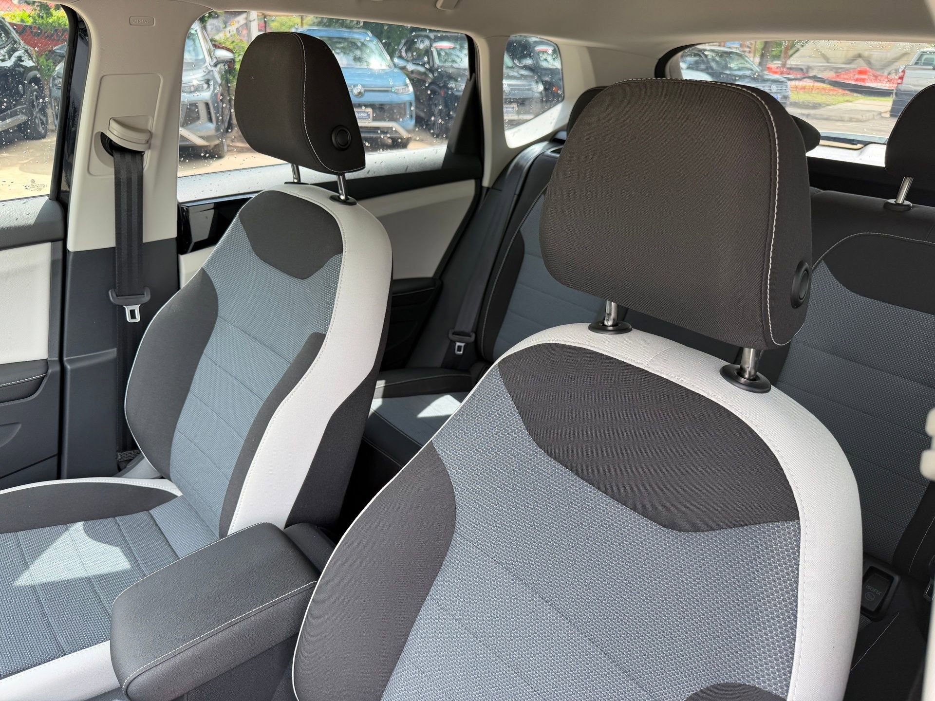 Certified 2025 Volkswagen Taos S FWD image 13