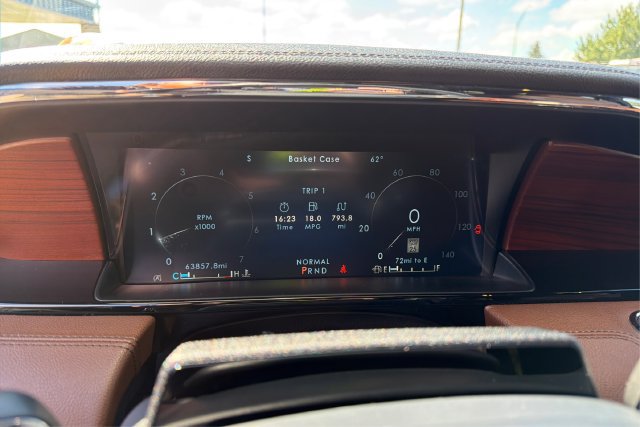 Used 2023 Lincoln Navigator Reserve AWD/4WD image 14