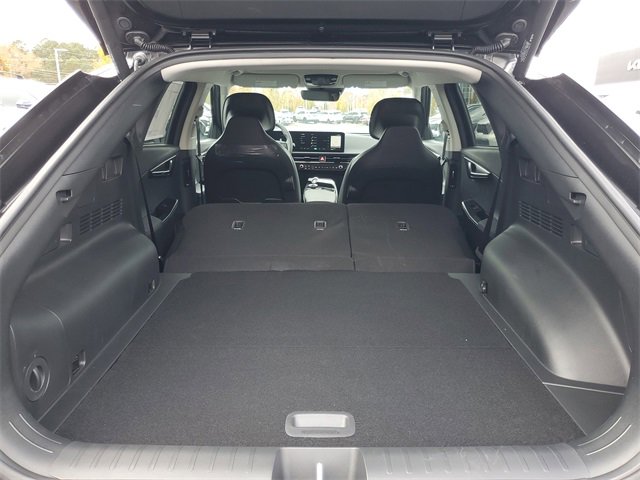 New 2025 Kia EV6 Wind image 8