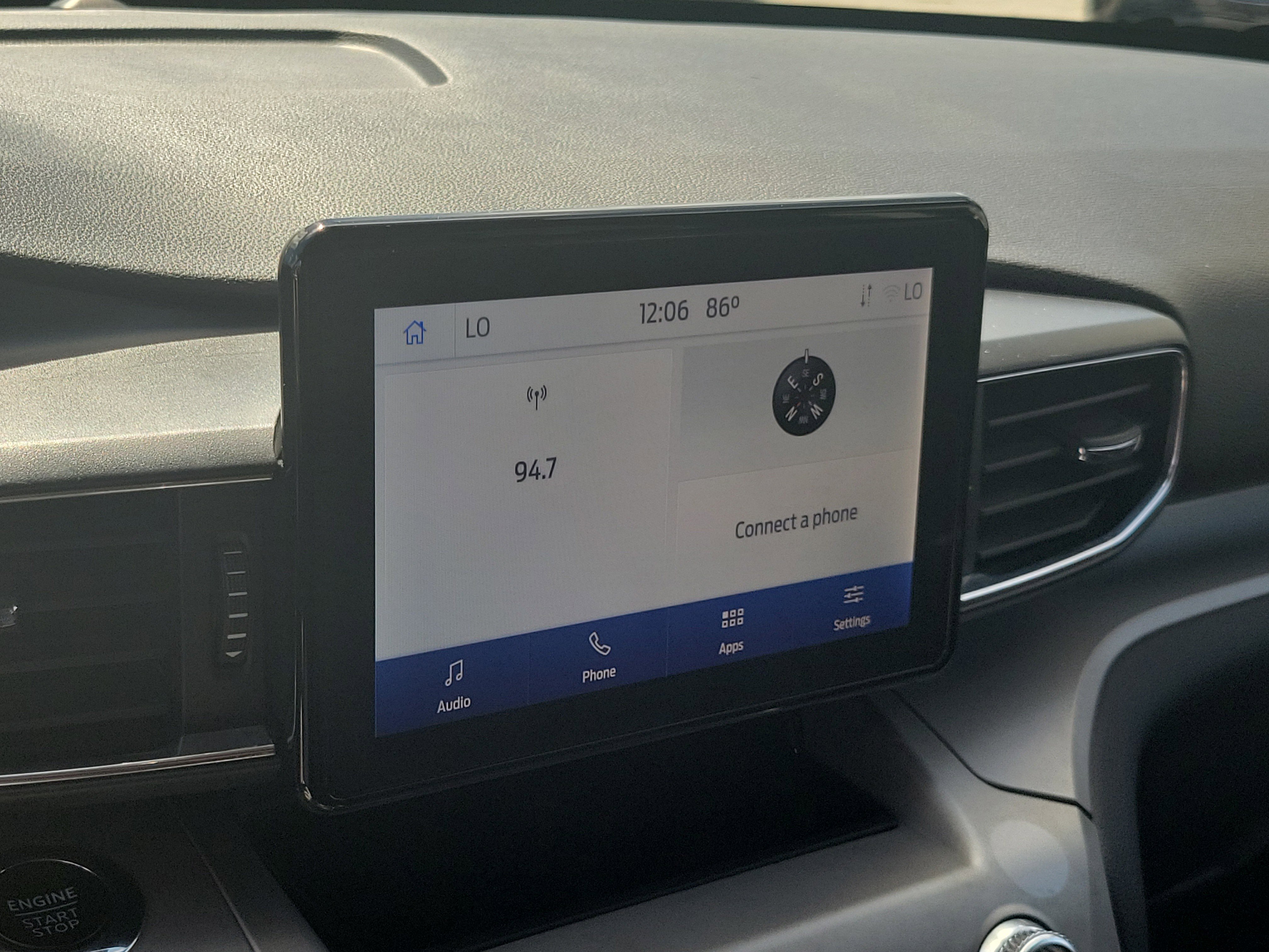 Used 2023 Ford Explorer XLT w/ Equipment Group 202A image 34