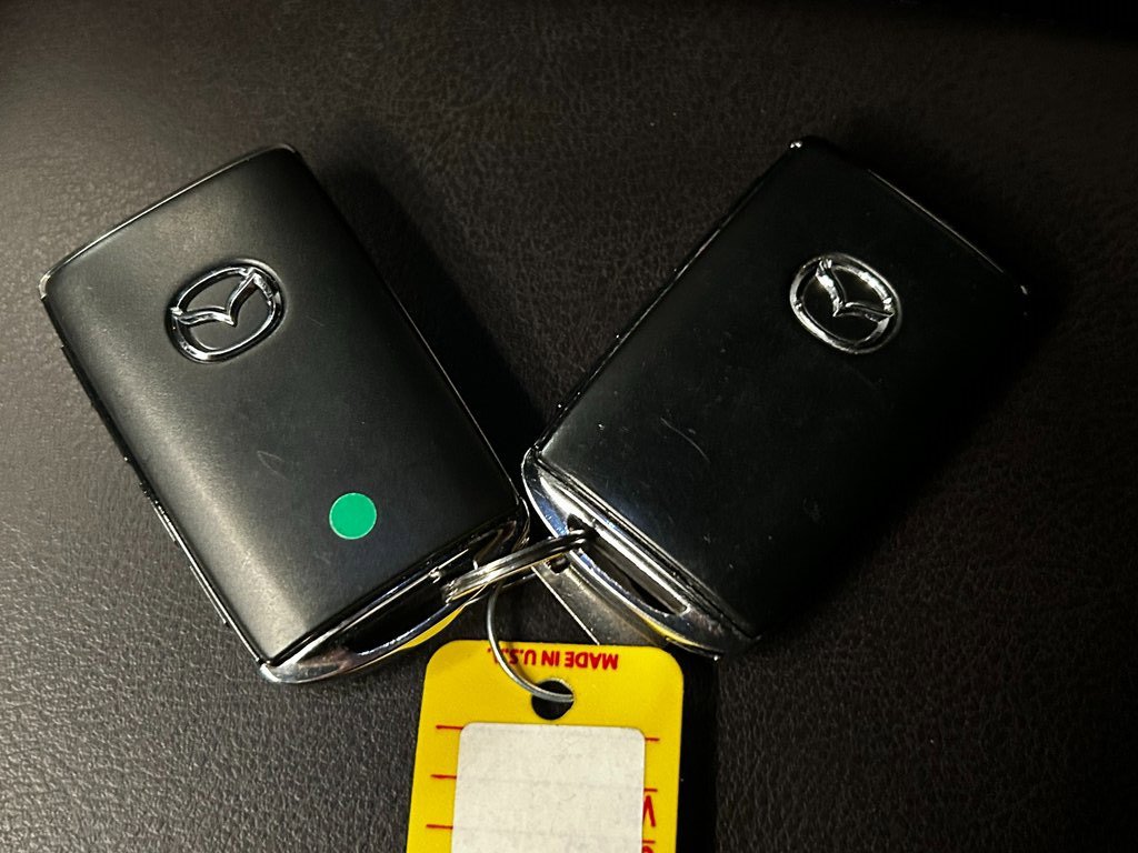 Used 2023 MAZDA CX-5 Signature image 17