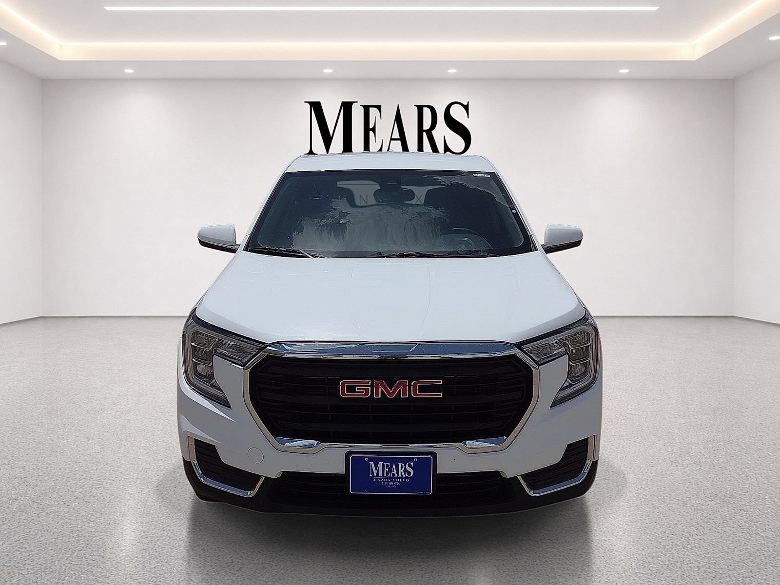 Used 2024 GMC Terrain SLE FWD image 8