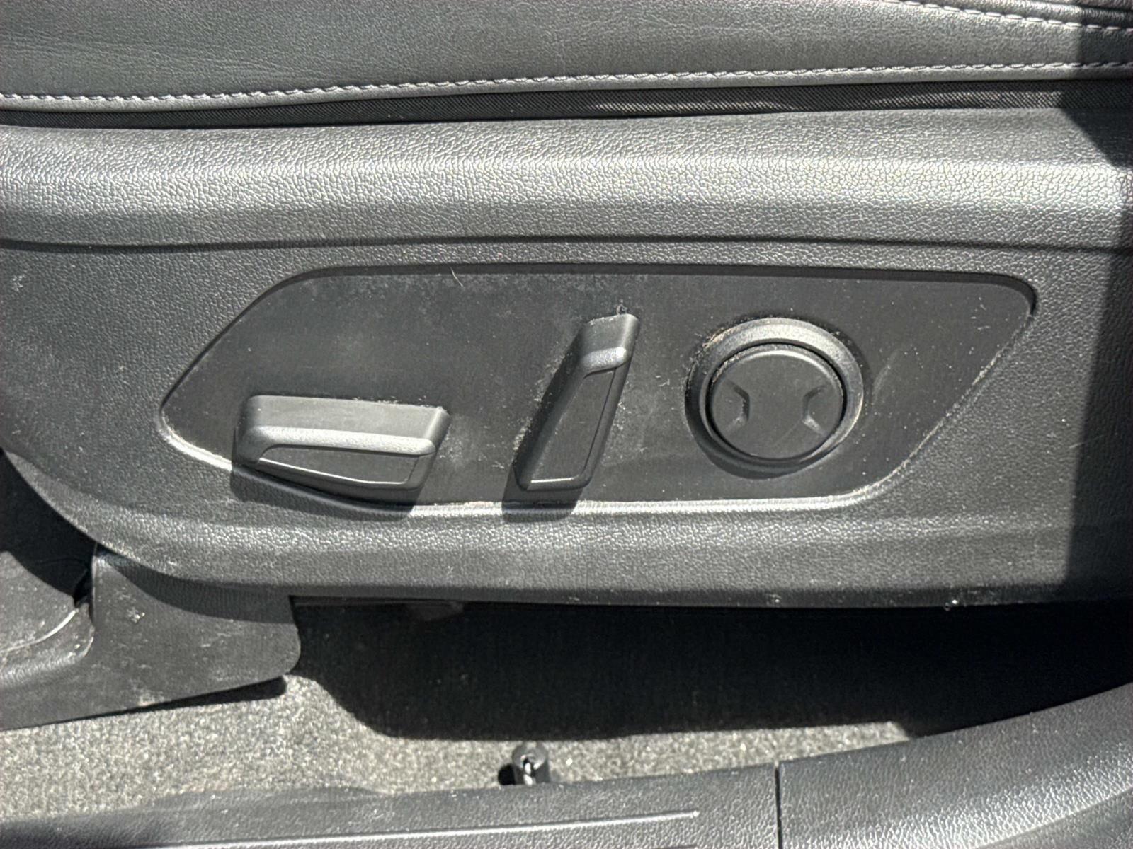 Used 2022 Kia Sorento S AWD/4WD image 22