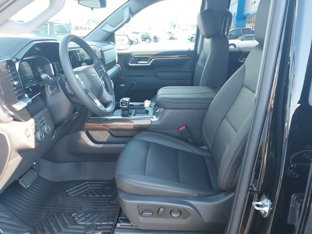 New 2026 Chevrolet Silverado 1500 LT Trail Boss w/ Safety Package AWD/4WD image 13