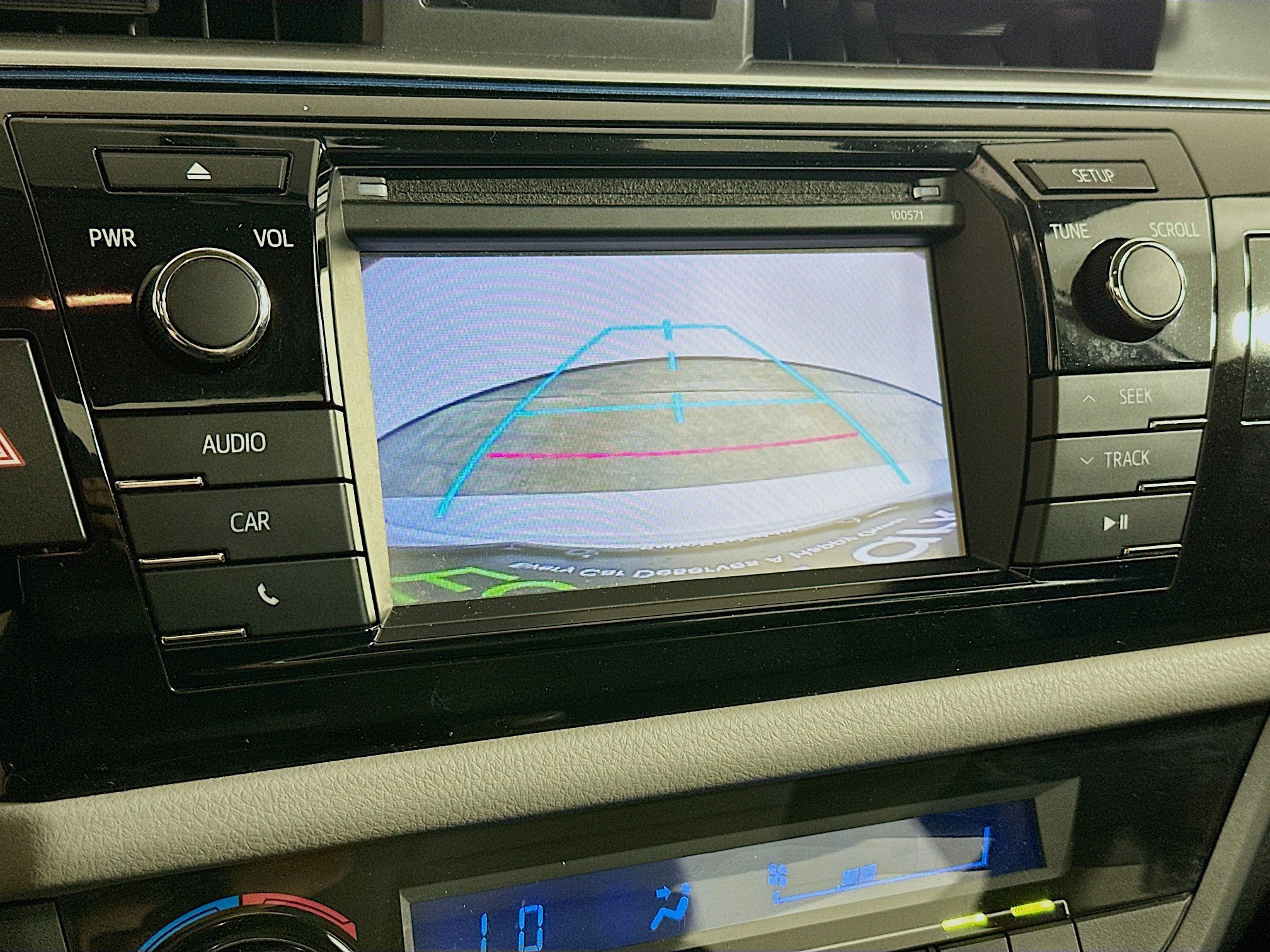 Used 2016 Toyota Corolla LE image 22
