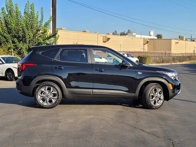 New 2026 Kia Seltos LX image 4