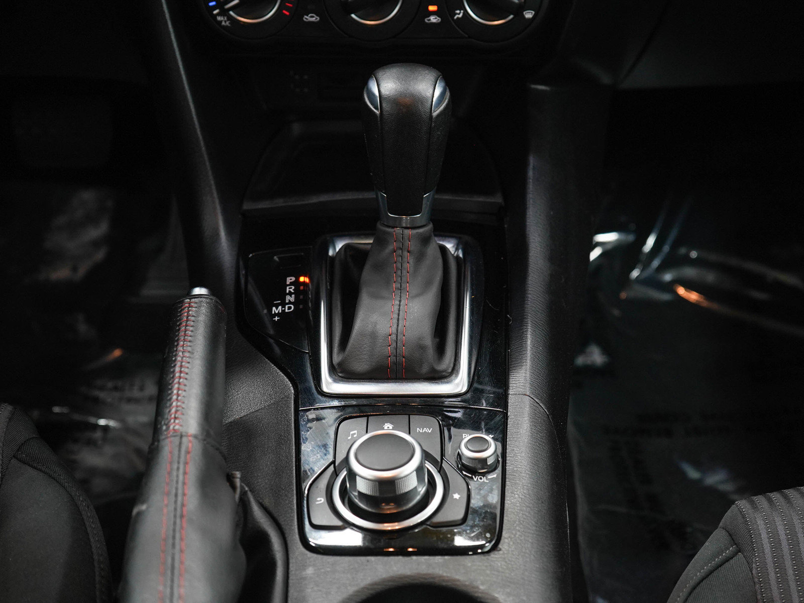 Used 2015 MAZDA MAZDA3 i Touring FWD image 18