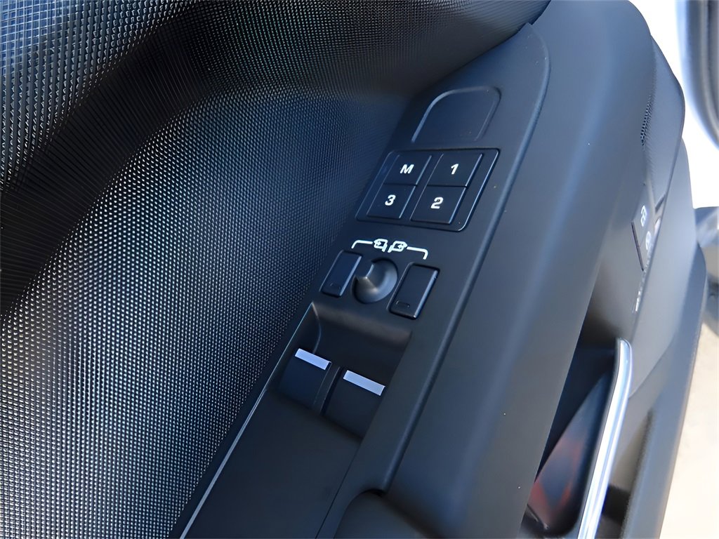 New 2025 Land Rover Defender 90 S image 46