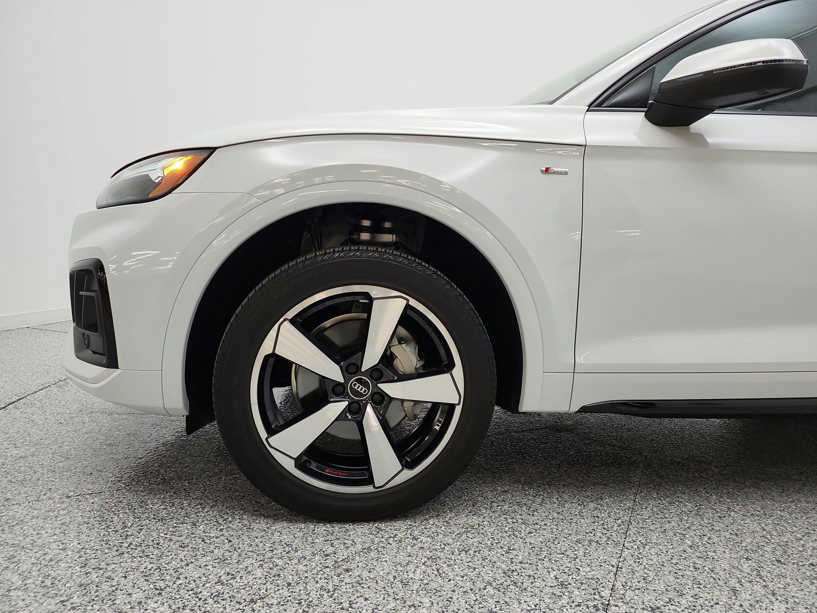 Used 2023 Audi Q5 2.0T Premium Plus w/ Premium Plus Package AWD/4WD image 38