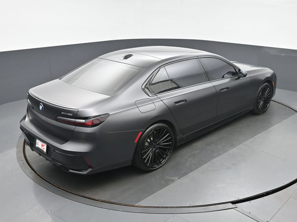 Used 2023 BMW i7 xDrive60 AWD/4WD image 36