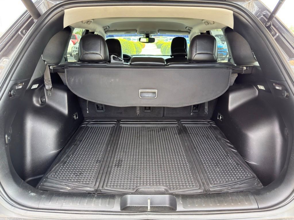 Used 2019 Jeep Cherokee Limited FWD image 24