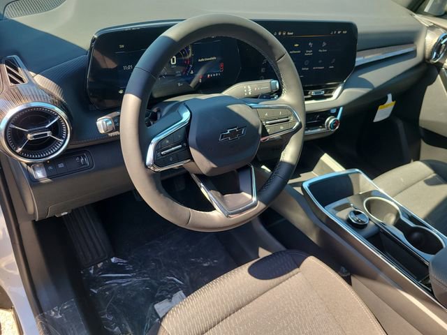 New 2026 Chevrolet Equinox LT w/ Midnight Edition FWD image 17