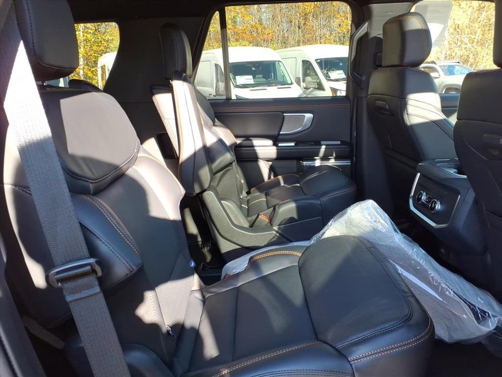 New 2025 Ford Expedition Tremor image 9