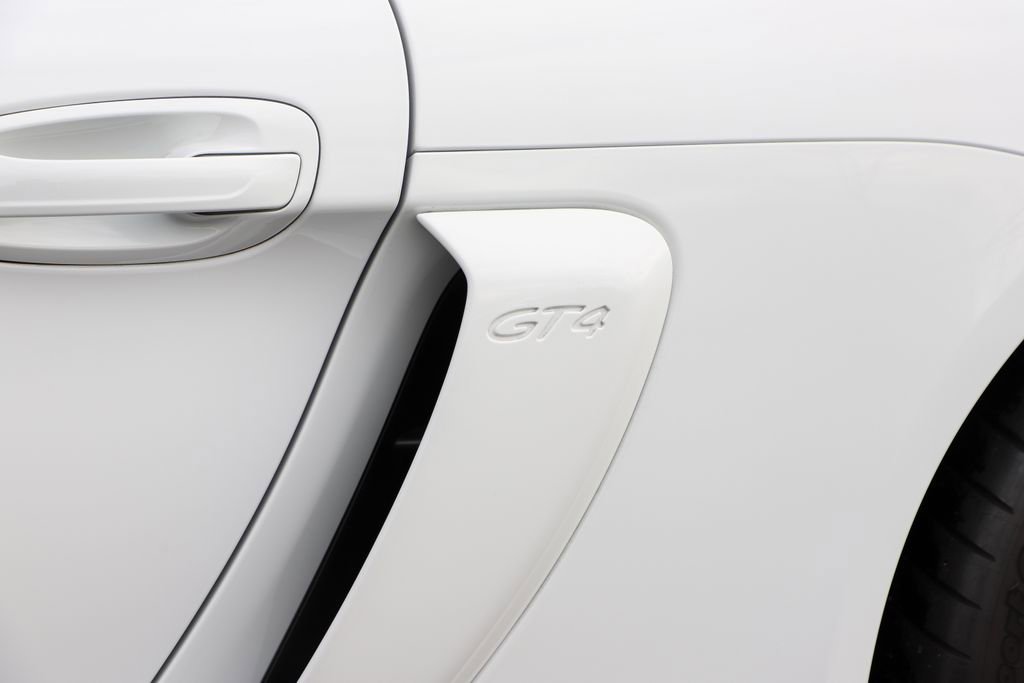 Used 2016 Porsche Cayman GT4 image 46