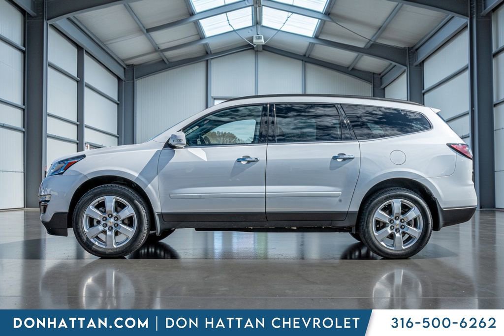 Used 2017 Chevrolet Traverse LT w/ Style and Technology Package video 2