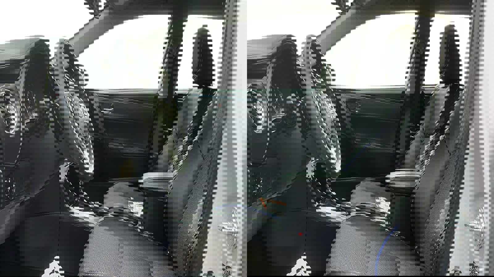 Used 2017 Toyota Corolla SE image 10