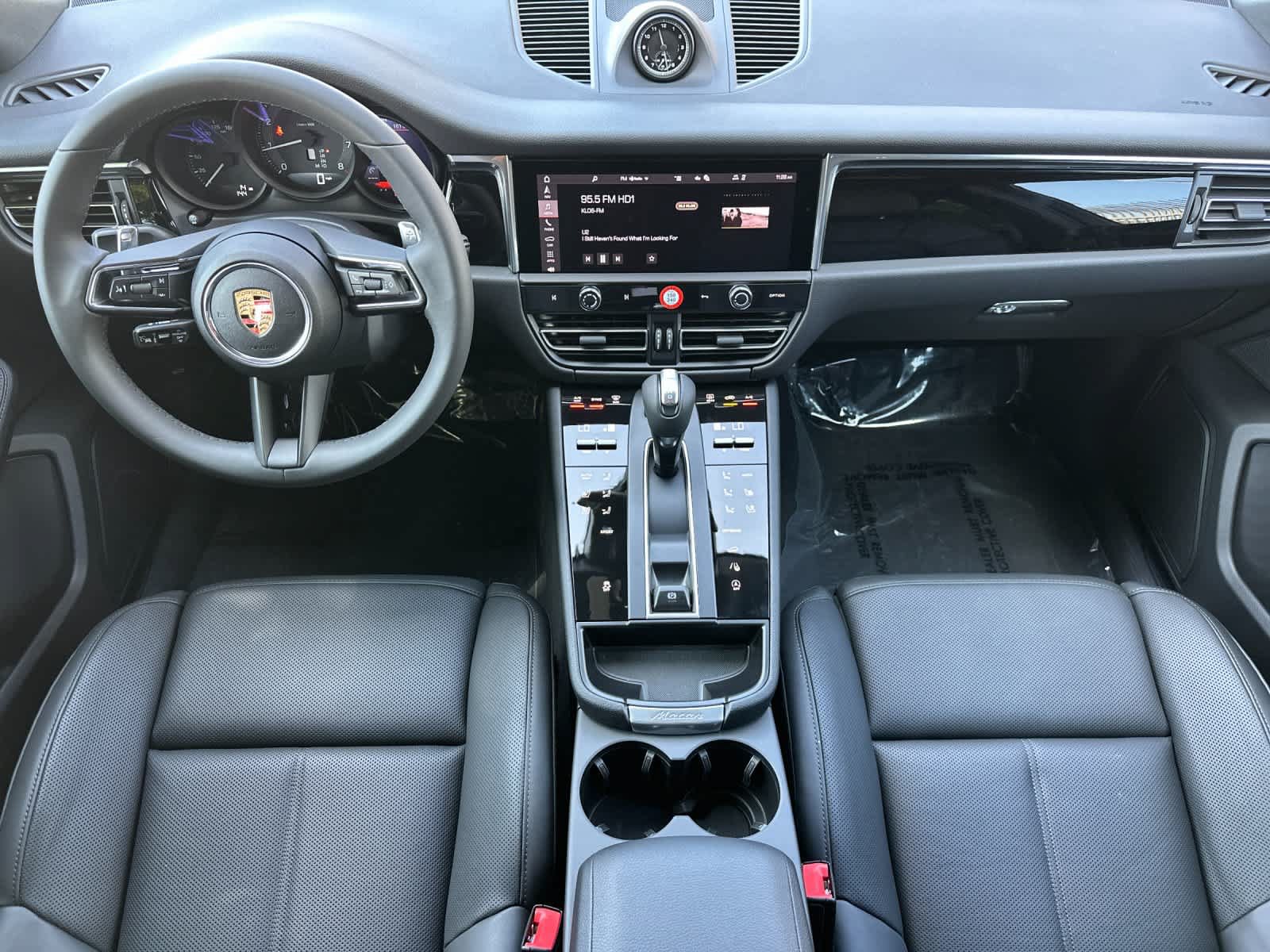 New 2026 Porsche Macan AWD/4WD image 6