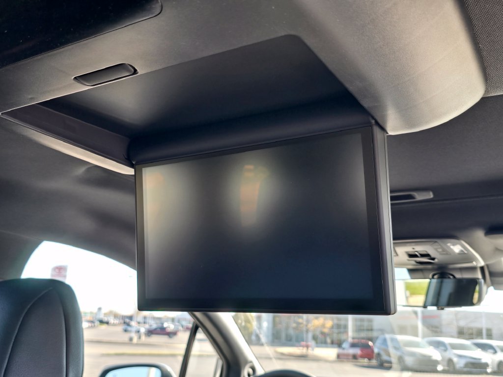 New 2026 Toyota Sienna Platinum AWD/4WD image 26