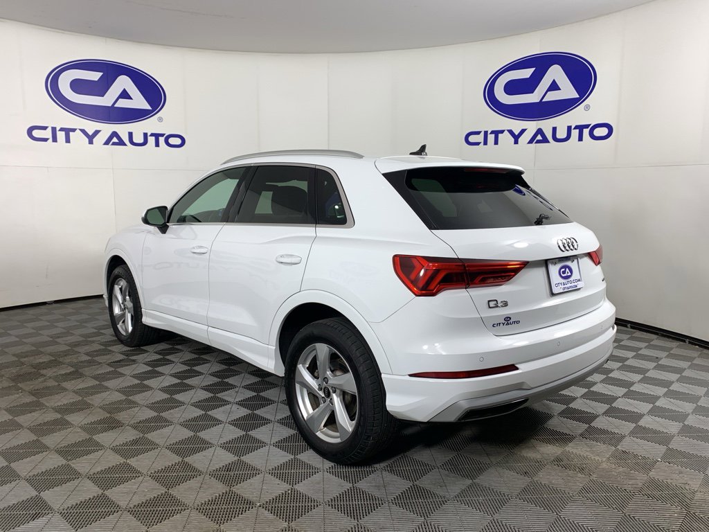 Used 2022 Audi Q3 2.0T Premium Plus image 5