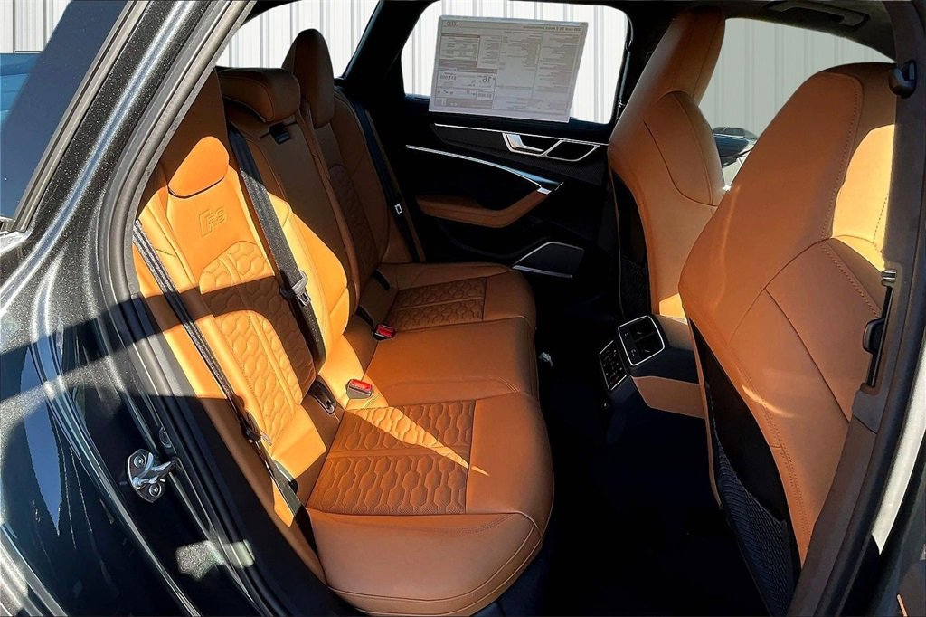 New 2026 Audi RS 6 performance image 10