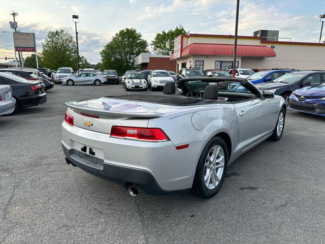 Used 2015 Chevrolet Camaro LT RWD image 5