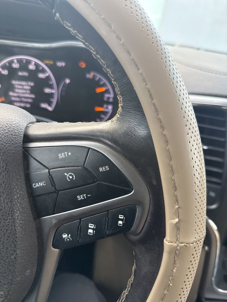 Used 2018 Jeep Grand Cherokee Overland image 9