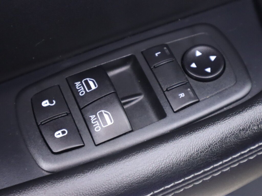 Used 2020 Dodge Challenger R/T Scat Pack w/ Plus Package RWD image 26