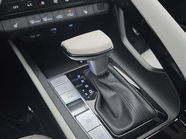 Certified 2024 Hyundai Elantra Limited image 36