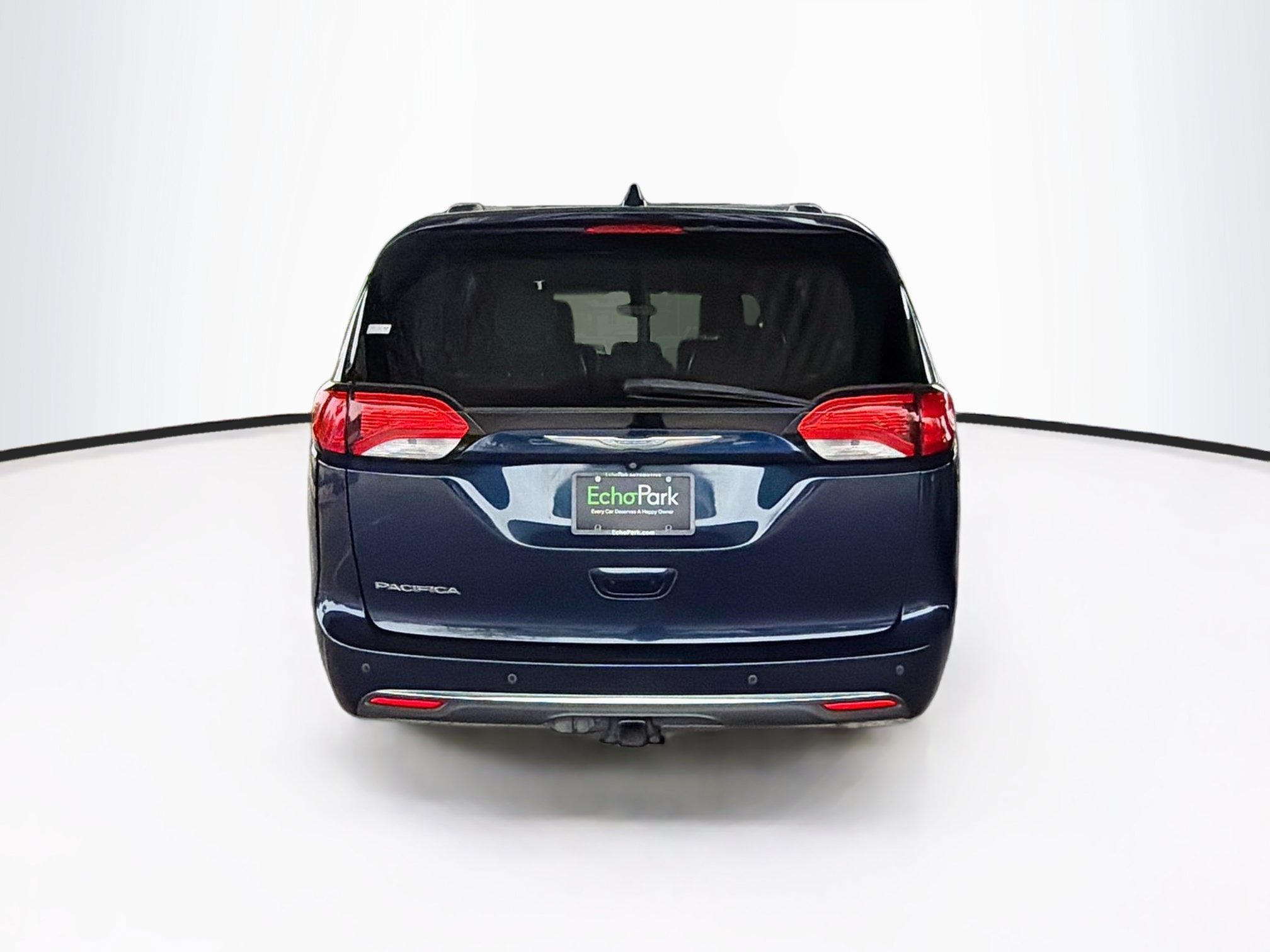 Used 2017 Chrysler Pacifica Touring-L FWD image 7