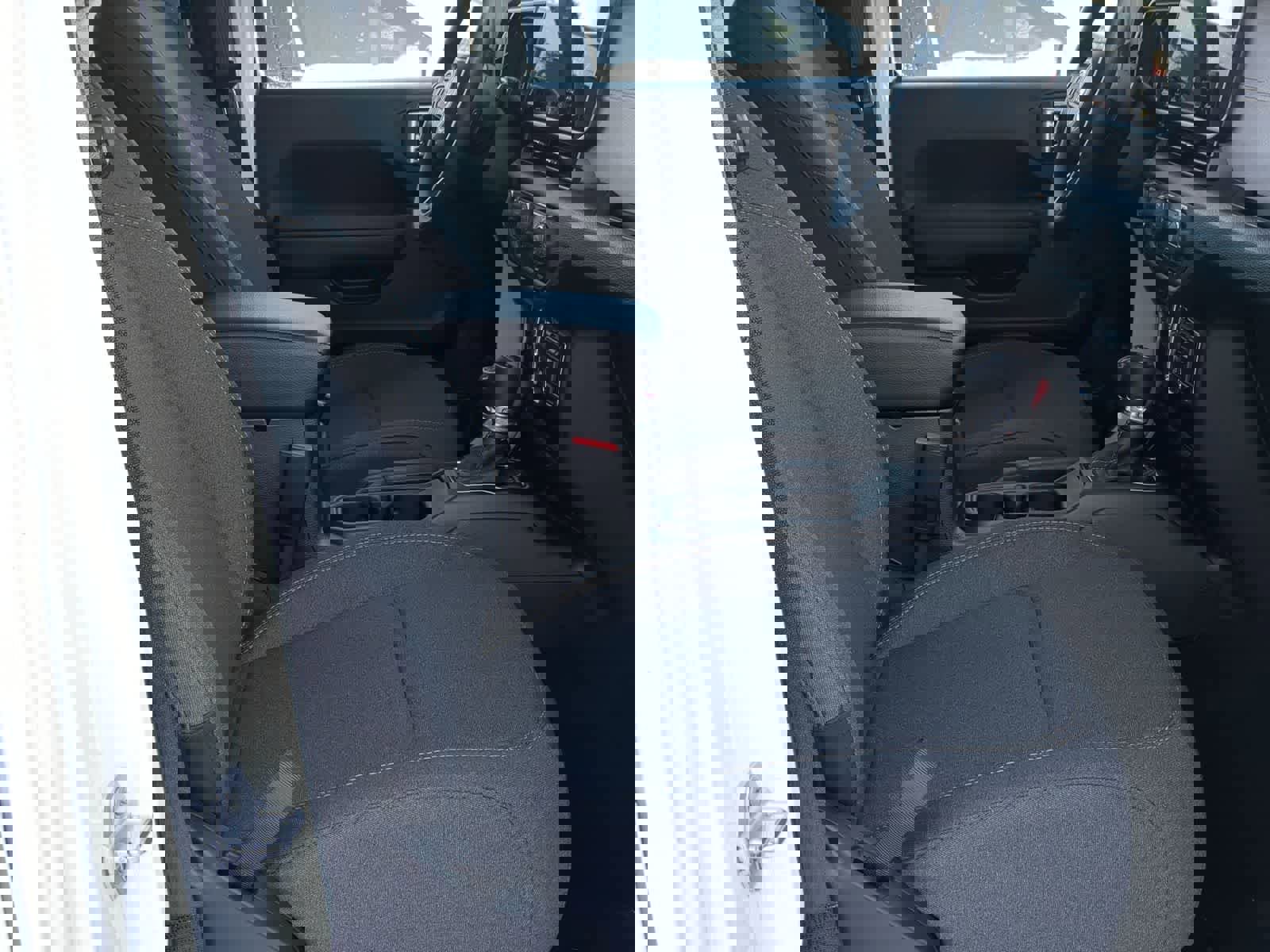 Used 2026 Jeep Wrangler Sport AWD/4WD image 27